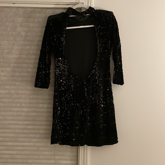 Zara backless minidress with sequins - Picture 2 of 2